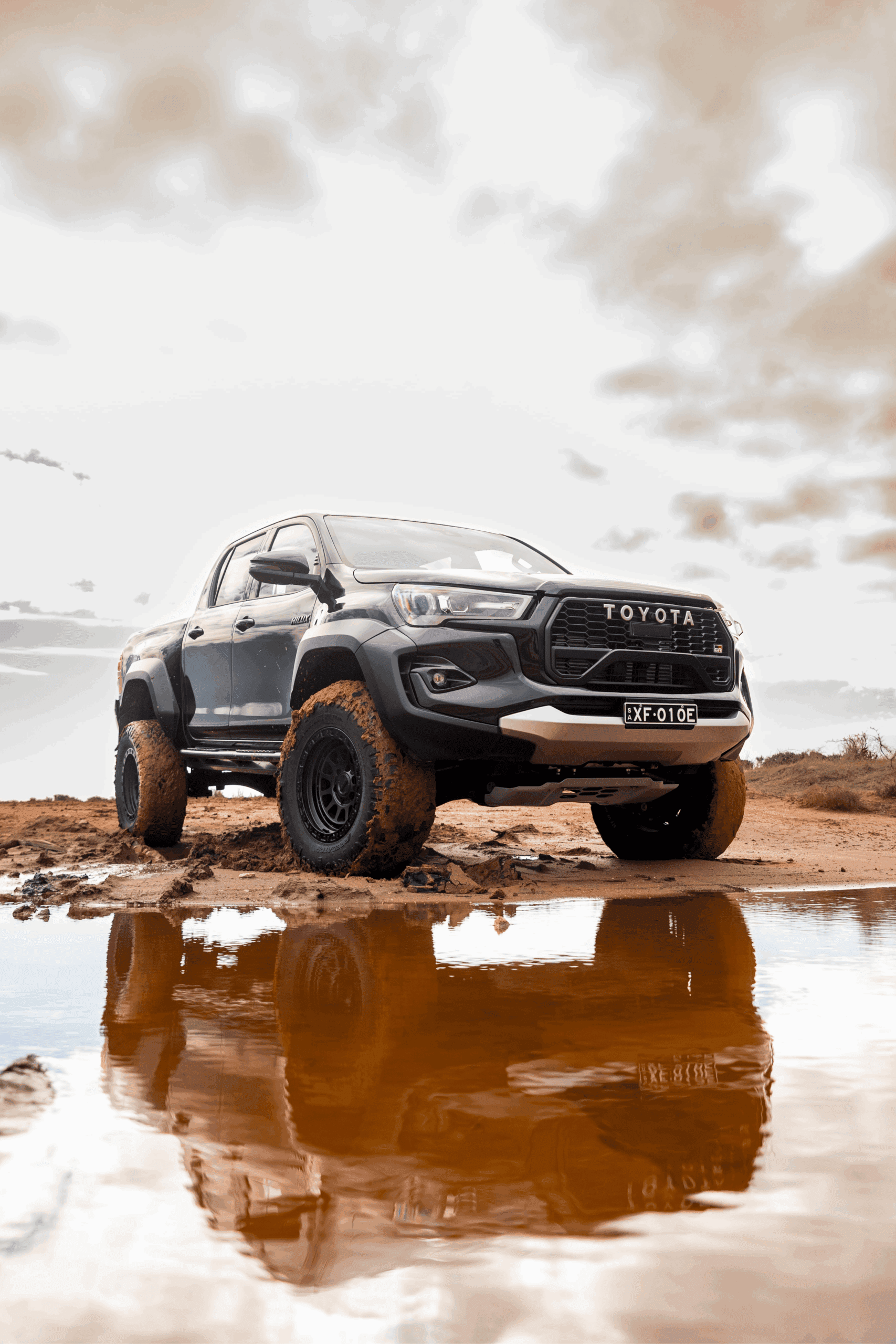 rugged terrain tyre for toyota hilux gr